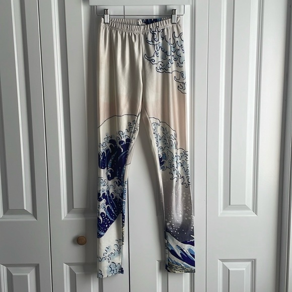 BLACKMILK The Great Wave leggings 🌊 - Picture 6 of 10